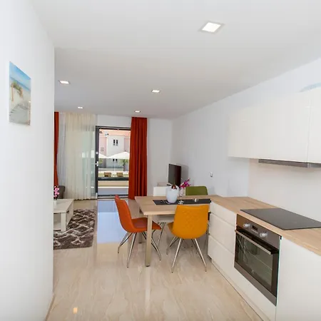 Luxury Aparthotel Makarska Room photo
