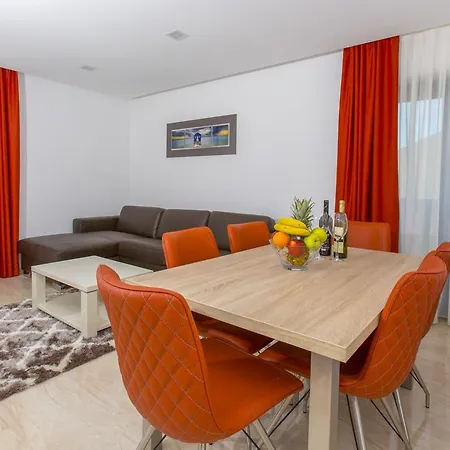 Luxury Aparthotel Makarska Exterior photo