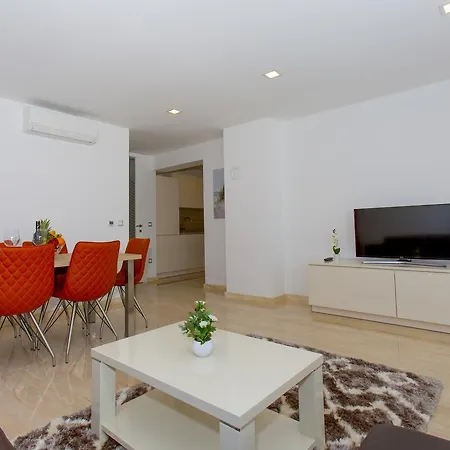 Luxury Aparthotel Makarska Exterior photo