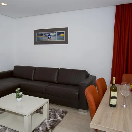 Luxury Aparthotel Makarska Exterior photo