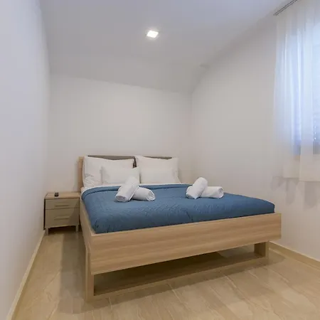 Luxury Aparthotel Makarska Exterior photo