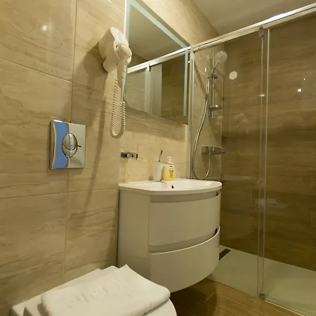 Luxury Aparthotel Makarska Exterior photo