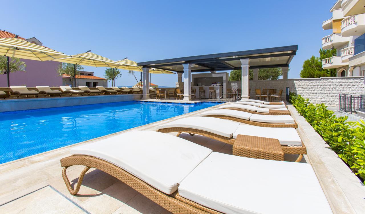 Apartment Luxury 4*